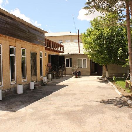 Guest House Jamal Naryn Exterior foto